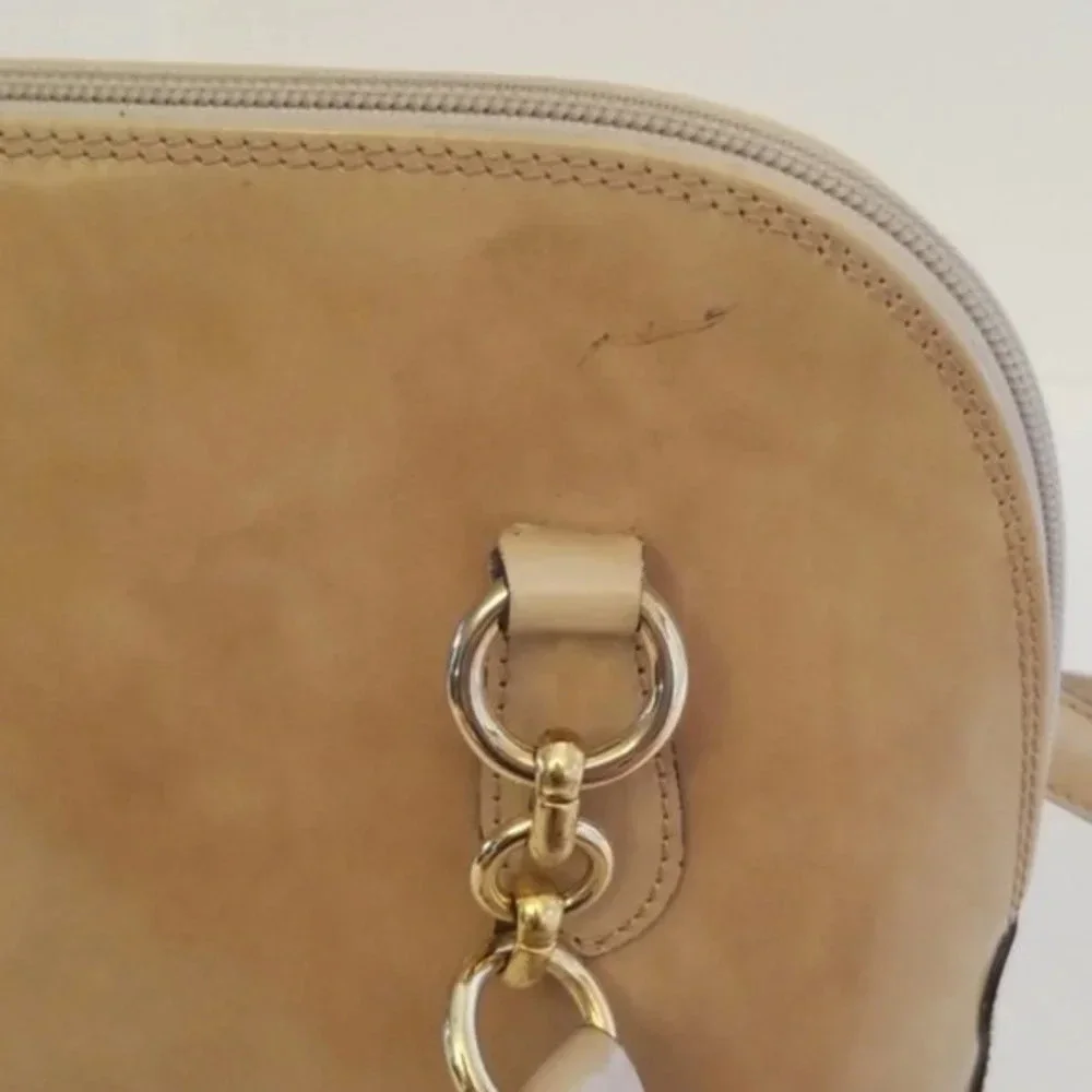 Saks Leather Beige shoulder bag​